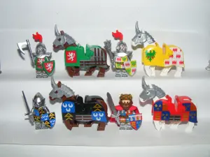 Lego Castle figurák katonák Thorpe Montagu Oroszlánszívű Richárd katona lovag 4+4 ló ÚJ - kép 2