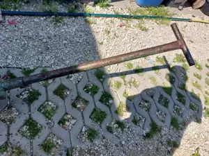 Emelő 10 t vastag 1 cm váz 130 cm hossz a kar legmagasabb pontja 55 cm. Olajpumpa jó de a munka heng - kép 10