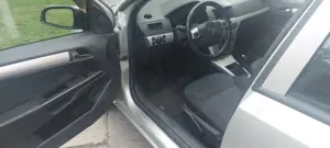 Opel Astra H 1.6 Essentia eladó!! - kép 12