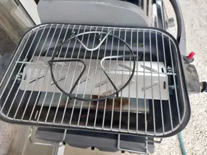 Asztali gáz grill 1 égős a képen látható új állapotba 10 ezer ft. - kép 3