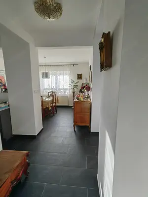 Vác központjában 96 m2-es három szobás szép lakás eladó! - kép 15