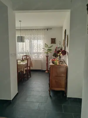 Vác központjában 96 m2-es három szobás szép lakás eladó! - kép 12