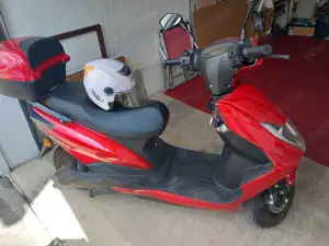 Ztech Zte 36 elektromos robogó