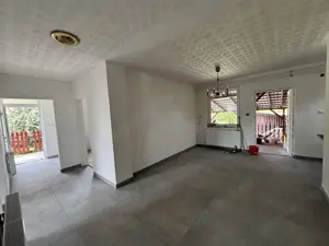 Polgáron 3 szobás, felújított családiház eladó! 