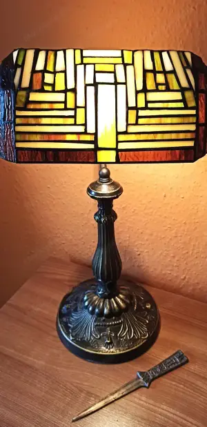 Tiffany banklámpa. A búra ÜVEG! Nem műanyag. Új, hibátlan. - kép 2