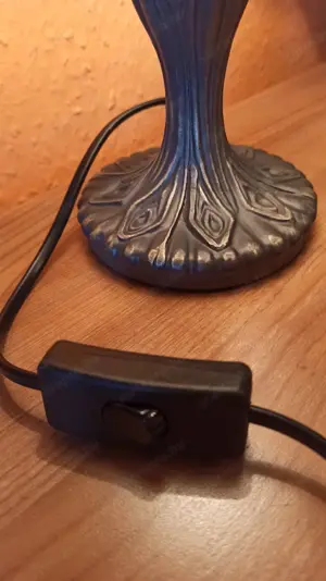 2 drb. tiffany lámpa. Egyenként is megvásárolható. A búra ÜVEG! Nem műanyag. Új, hibátlan.41cm magas - kép 6