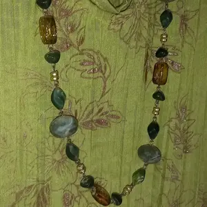 Antiallergén zöld hosszú nyaklánc eladó, ÚJ! - kép 9