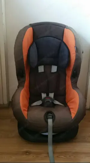 Dönthető Maxi Cosi + fejszűkítő +strapabíró huzat 9-18kg biztonsági gyerekülés ÚjÁr74000