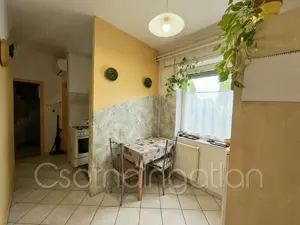 Fertőrákos - beépített tetőterű, 2 lakrészes ház eladó - kép 7