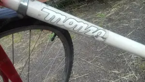 Dinamós lámpás, 28-as kerékpár eladó. - kép 3