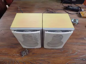 Hangfalak 4 Ohm 5 Watt .