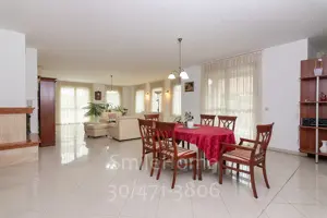 Tágas, kényelmes otthon nyugodt környezetben     - kép 2