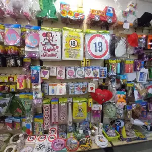 ÉV VÉGI ÁRESES!  Party bolt árukészlete nagy kedvezménnyel eladó! - kép 2