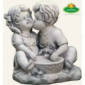 Gyerekek virágtállal szobor - kép 4