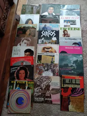 Használt bakelit lemezek. - kép 3