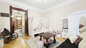 Zuglóban, nagypolgári földszinti lakás eladó! - kép 5