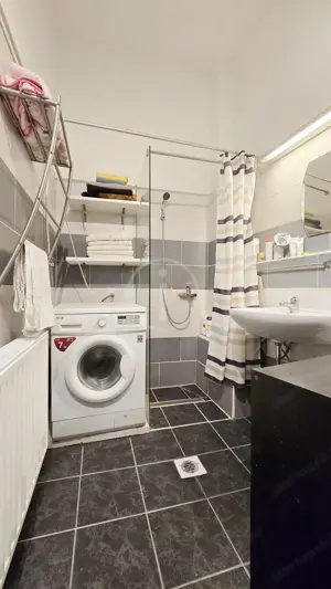 Zuglóban, nagypolgári földszinti lakás eladó! - kép 14