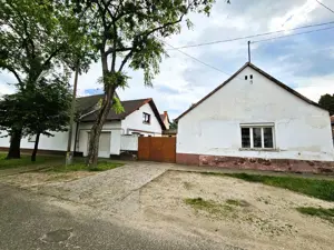 Kiskunhalas Felsőváros   2 generációs családi ház eladó! - kép 12