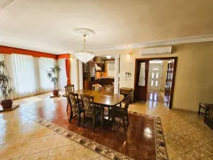 Kiskunhalas, exkluzív, medencés családi ház teljes bútorzattal eladó! - kép 6