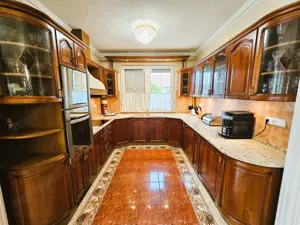 Kiskunhalas, exkluzív, medencés családi ház teljes bútorzattal eladó! - kép 7