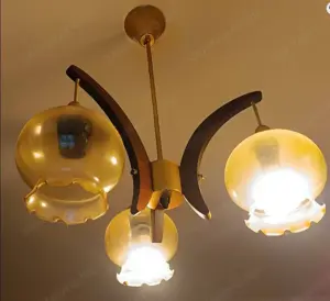 Retro szarvasi háromágú csillár 20000ft óbuda hagyatékból eladó irányára 20000ft személyesen óbudán 