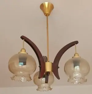 Retro szarvasi háromágú csillár 20000ft óbuda hagyatékból eladó irányára 20000ft személyesen óbudán 