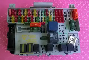 Opel Vectra B bontás - kép 7