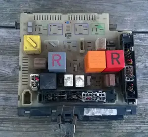  Ford Escort Mk5 kombi bontás - kép 4