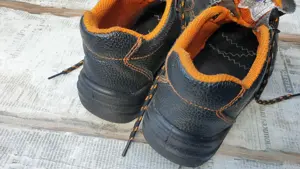 37-es Walker munkás cipő eladó - kép 4