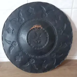 Havasi gyopár mintájú réz falitányér eladó, 32 cm - kép 5