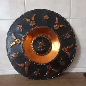 Havasi gyopár mintájú réz falitányér eladó, 32 cm - kép 2