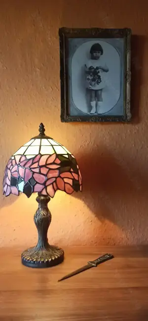 Tiffany lámpa. A búra ÜVEG! Nem műanyag. Új, hibátlan. 38 cm magas. - kép 2