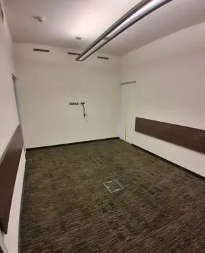 Budán Gazdagréten a BudaWest irodaházban igényes iroda kiadó! - kép 13