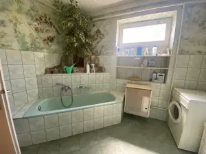 Kiskunhalas - Ó utcában 2 szobás rendezett kis kertes ház eladó! - kép 3