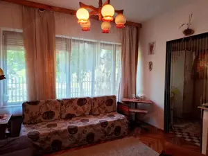 Lakitelek-Tőserdőben masszív téglaház, 371 nm-es gondozott telken eladó. - kép 4