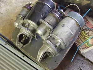 Indító motorok. - kép 2