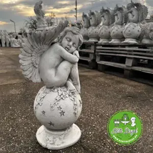 Angyal gömbön ülő - kép 2