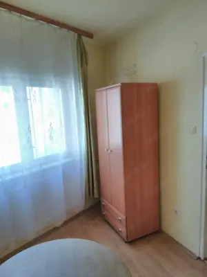 Miskolcon totál felújított erkélyes újszerű 2 szobás tásasházi lakás kiadó - kép 2