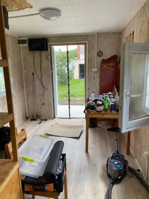 Épített konténerház terasszal  - kép 5