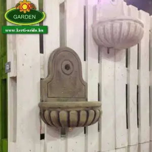 Kültéri fali kút - kép 3