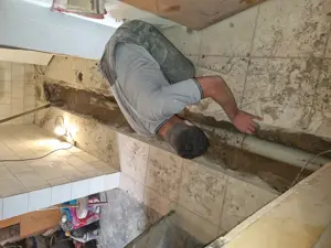 Cégünk teljeskörű építőipari munkát vállal akár felújításról ill. új kivitelezésről legyen szó. - kép 6