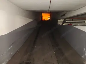 Budapest központi helyén viii. ker. csarnoknegyedben - víg utca és bérkocsis utca sarkán (bejárat a  - kép 3