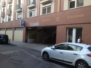 Teremgarázs budapest központi helyén viii. ker. csarnok negyed, víg parkolóházban, bacsó béla utcába - kép 3