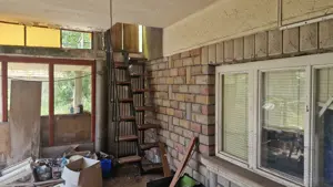 Tágas családi ház eladó Kálban   akár 3 generáció számára, vállalkozásra is tökéletes! - kép 8