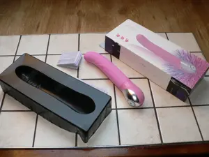 Vibe Therapy Sutra rózsaszín női vibrátor 23 cm  - kép 3