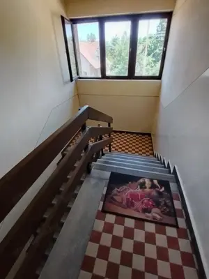 Kiskunhalas Kertvárosban, 4 lakásos társasházban 2 szintes, 4 szobás lakás eladó! - kép 5