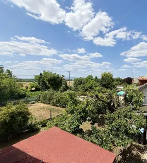 Korszerűsített, igényes, 2 lakrészes önálló családi ház 50 nm garázzsal eladó! - kép 2