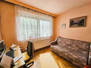 Kiskunhalas városközpont közeli tágas, 2 szintes családi ház! - kép 7