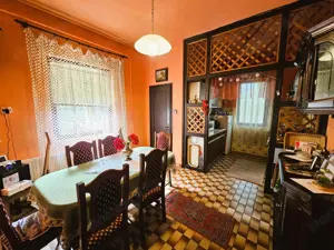 Kiskunhalas városközpont közeli tágas, 2 szintes családi ház! - kép 8