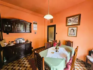 Kiskunhalas városközpont közeli tágas, 2 szintes családi ház! - kép 10